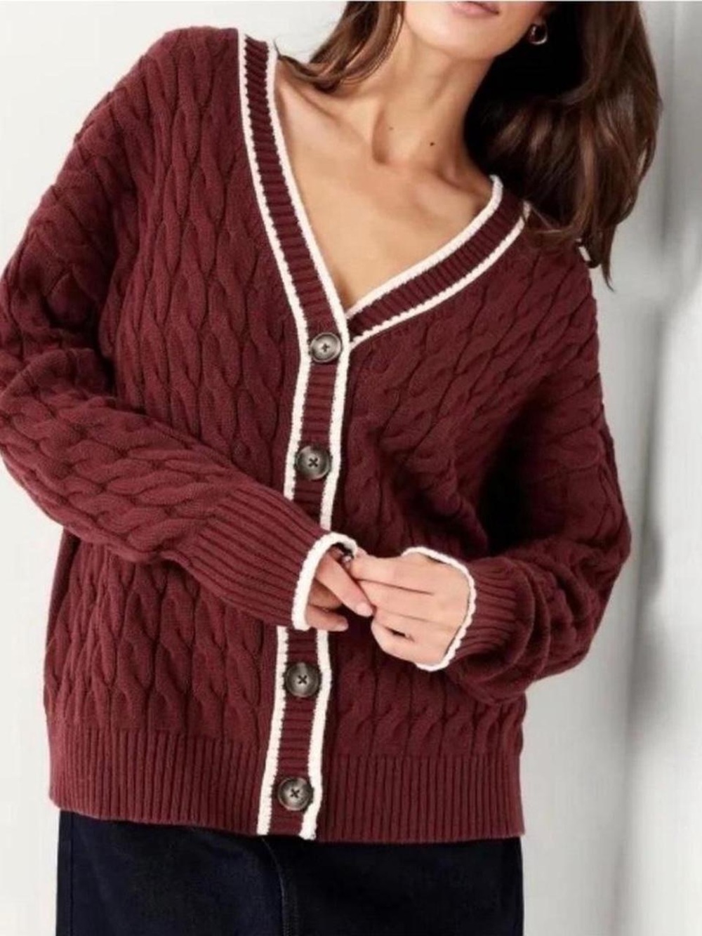 Old Navy Cable Knit V-Neck Cardigan Sweater Burgundy Contrast Trim Preppy XS